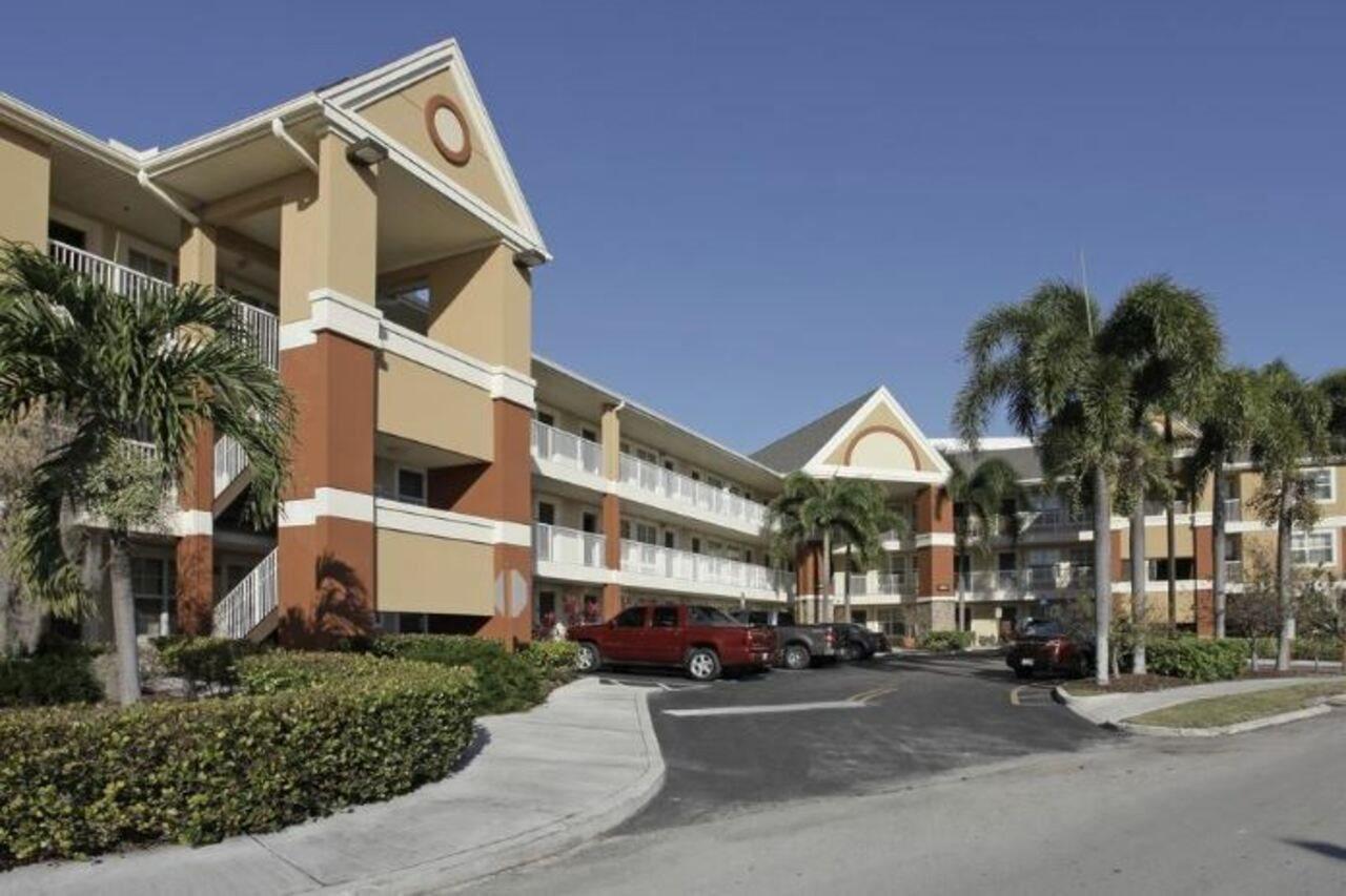 Extended Stay America Suites - Fort Lauderdale - Cypress Creek - Andrews Ave Exterior photo